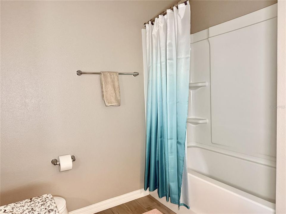 待售: $345,000 (3 贝兹, 2 浴室, 1537 平方英尺)