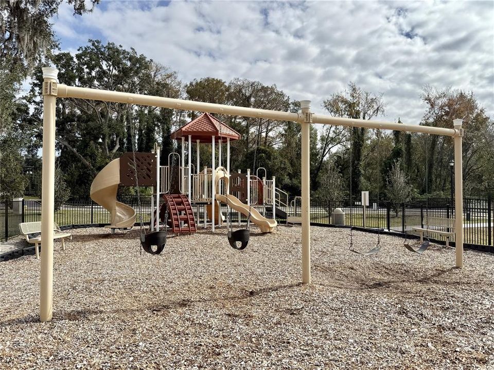 待售: $345,000 (3 贝兹, 2 浴室, 1537 平方英尺)