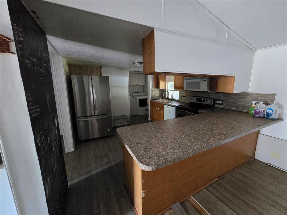 待售: $199,000 (3 贝兹, 2 浴室, 1152 平方英尺)