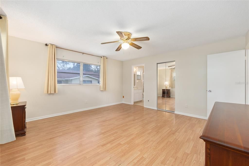 En Venta: $115,000 (2 camas, 2 baños, 1341 Pies cuadrados)