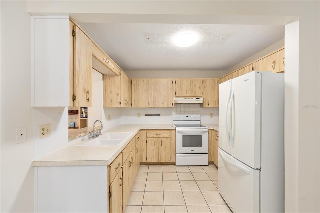 En Venta: $115,000 (2 camas, 2 baños, 1341 Pies cuadrados)