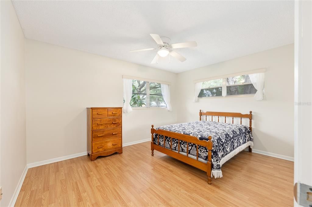 En Venta: $115,000 (2 camas, 2 baños, 1341 Pies cuadrados)