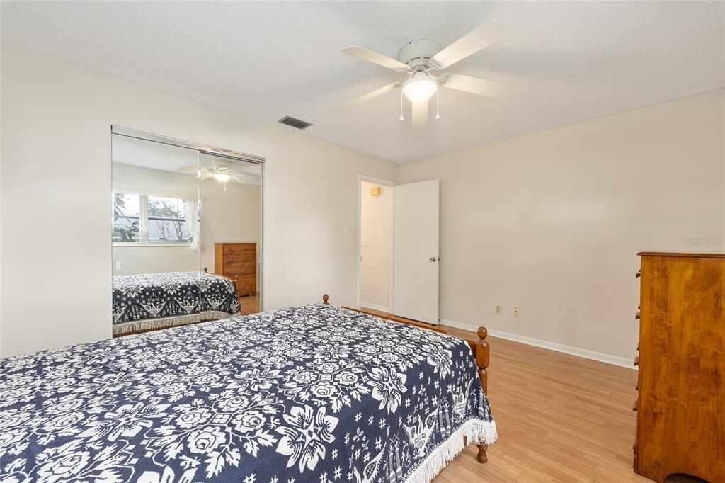 En Venta: $115,000 (2 camas, 2 baños, 1341 Pies cuadrados)