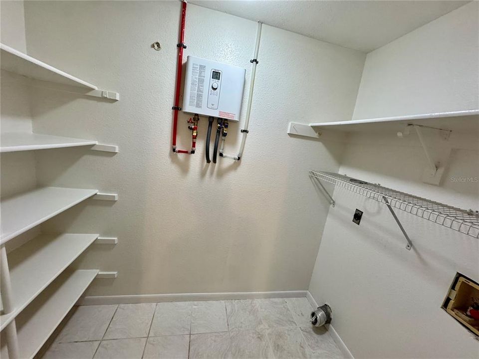 En Renta: $1,650 (2 camas, 2 baños, 1076 Pies cuadrados)