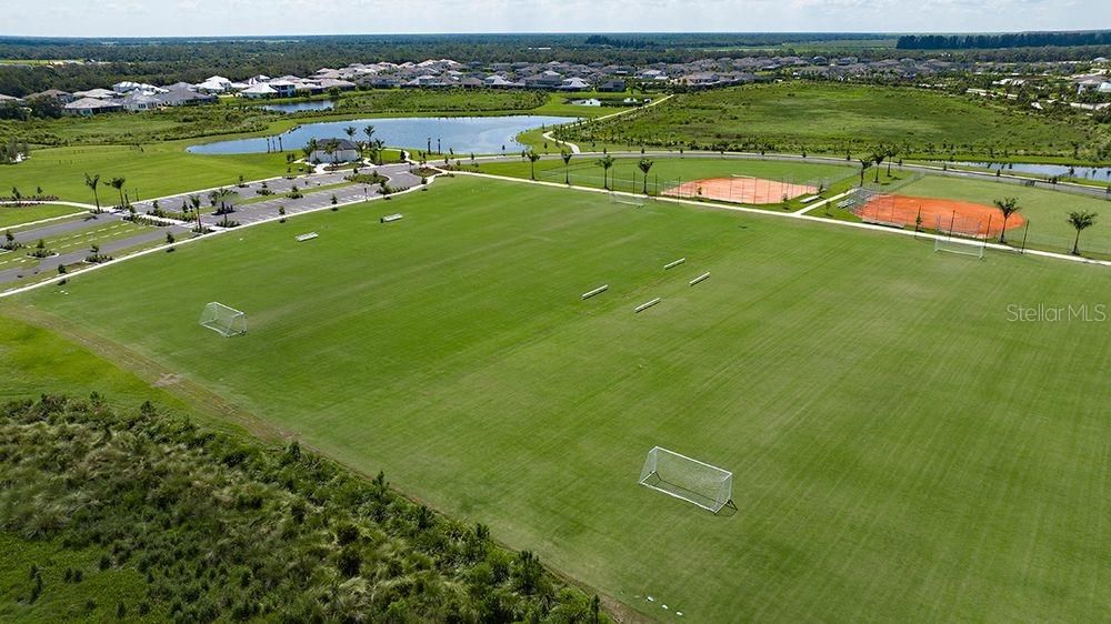 For Sale: $342,429 (3 beds, 2 baths, 1373 Square Feet)