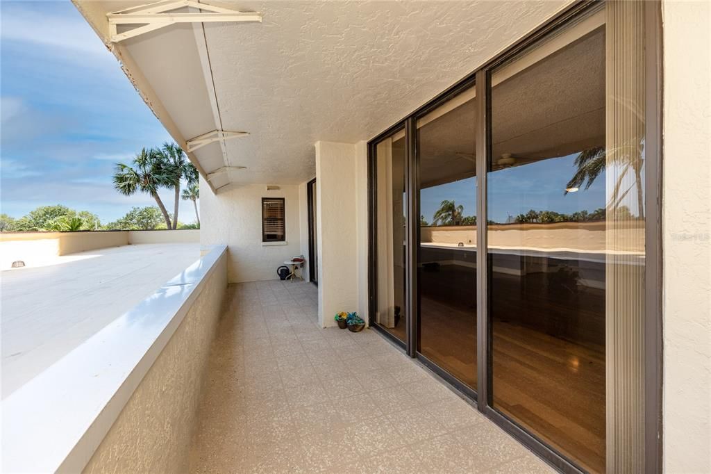 En Venta: $299,900 (1 camas, 2 baños, 1235 Pies cuadrados)