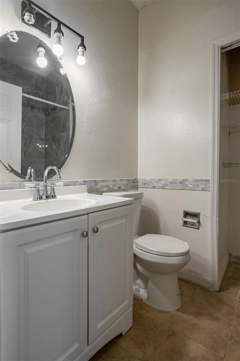 For Sale: $294,999 (4 beds, 2 baths, 1484 Square Feet)