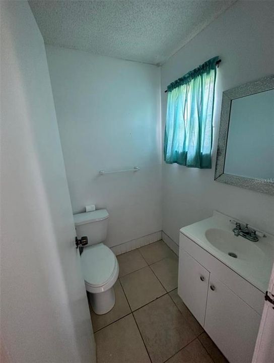 В аренду: $1,450 (2 спален, 1 ванн, 996 Квадратных фут)