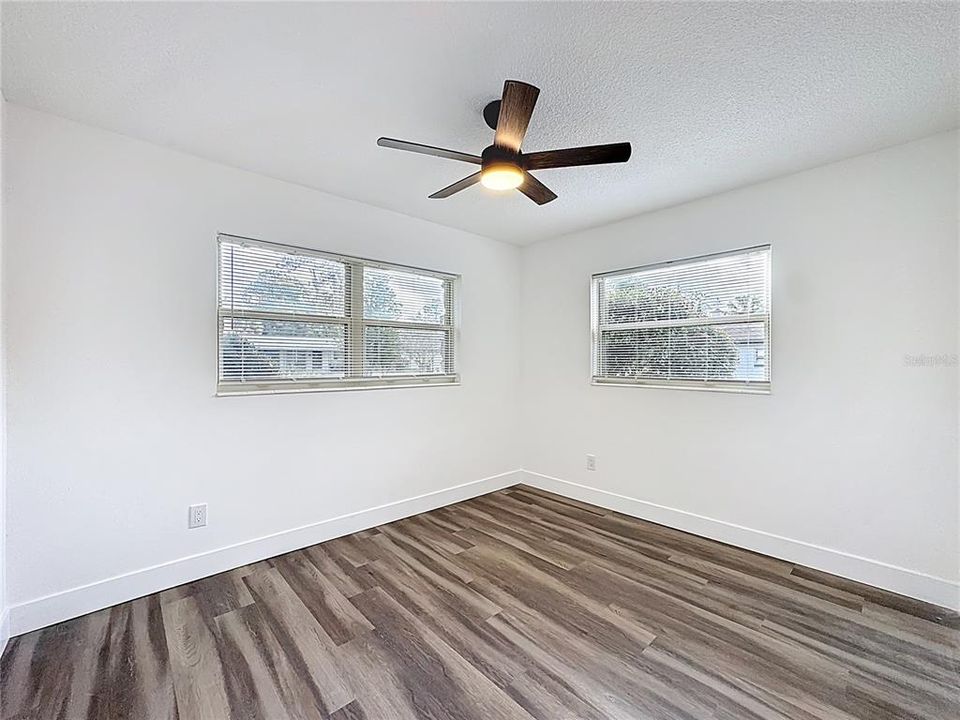 En Venta: $364,900 (3 camas, 2 baños, 1582 Pies cuadrados)