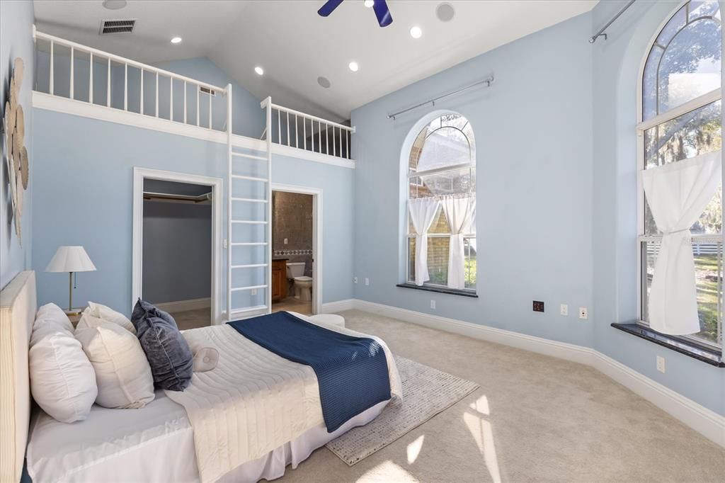 For Sale: $3,550,000 (8 beds, 6 baths, 12000 Square Feet)