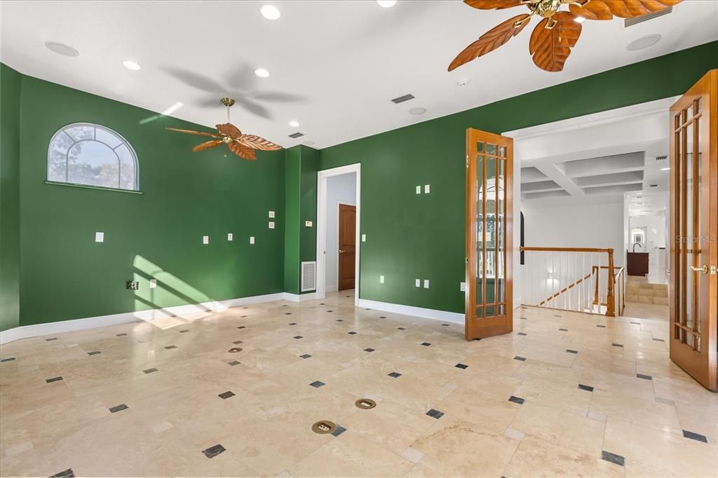 For Sale: $3,550,000 (8 beds, 6 baths, 12000 Square Feet)