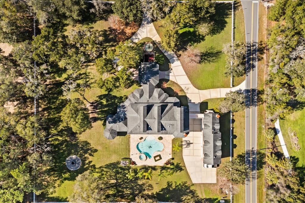 For Sale: $3,550,000 (8 beds, 6 baths, 12000 Square Feet)