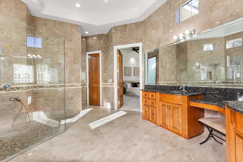 For Sale: $3,550,000 (8 beds, 6 baths, 12000 Square Feet)