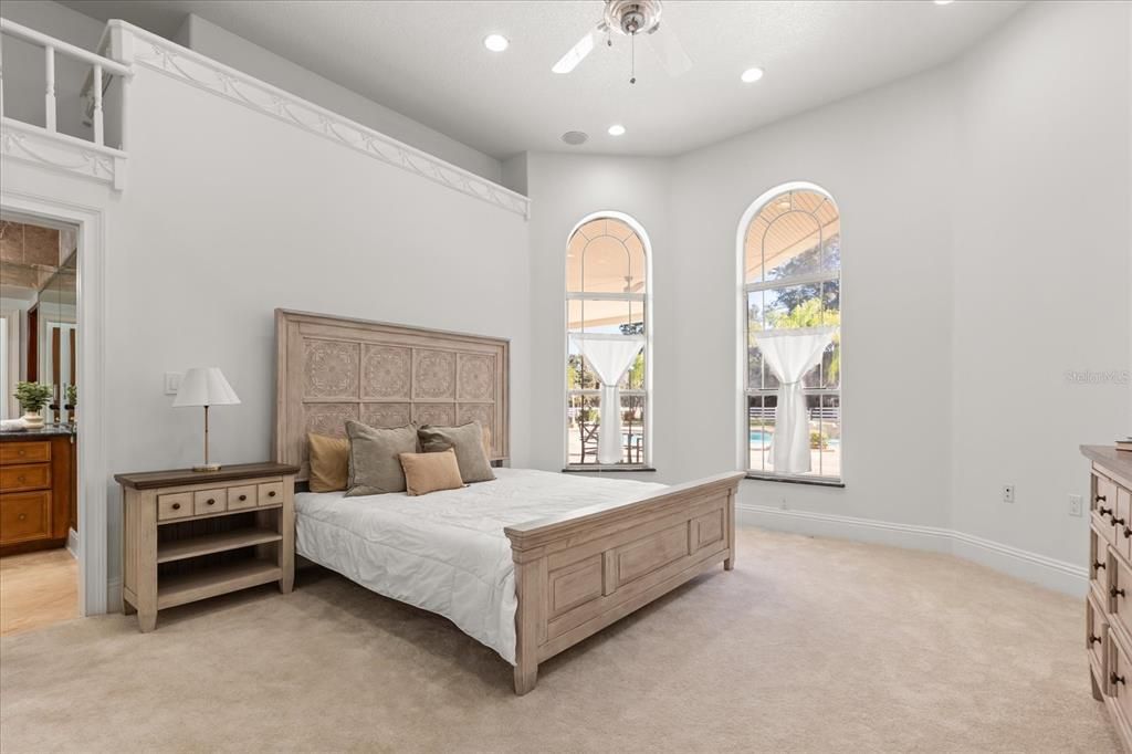For Sale: $3,550,000 (8 beds, 6 baths, 12000 Square Feet)