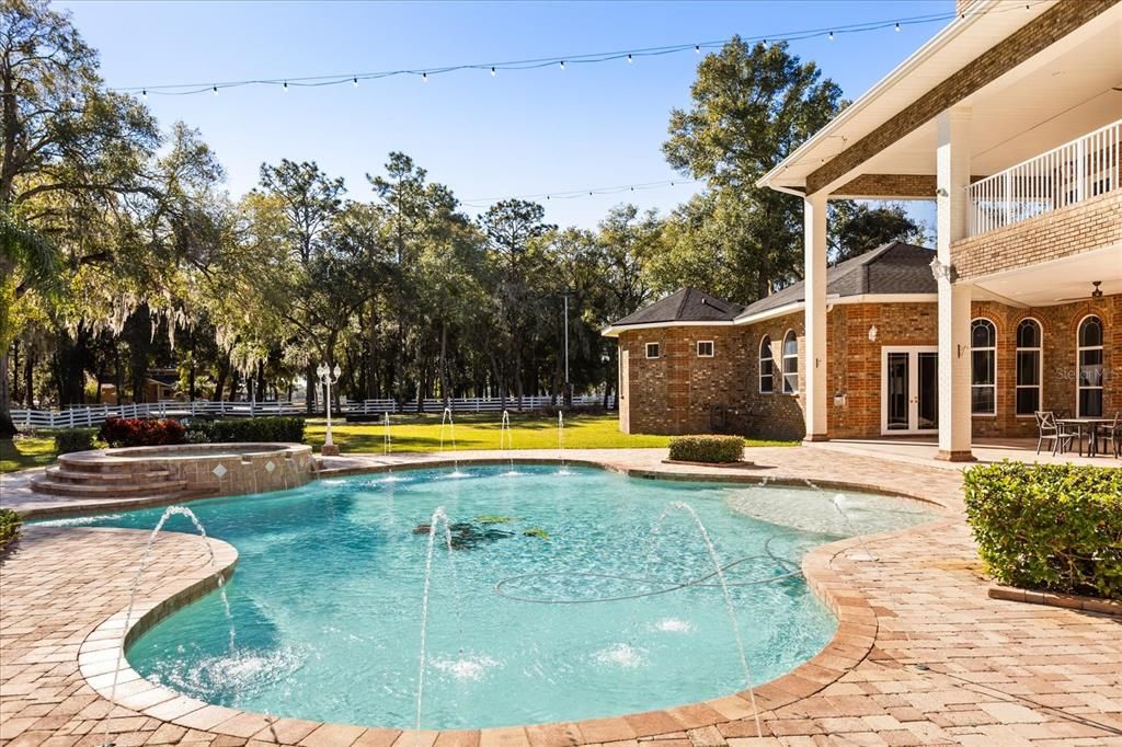 For Sale: $3,550,000 (8 beds, 6 baths, 12000 Square Feet)