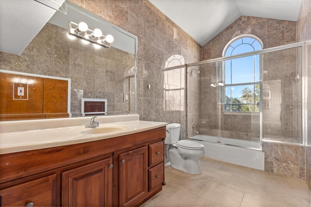 For Sale: $3,550,000 (8 beds, 6 baths, 12000 Square Feet)