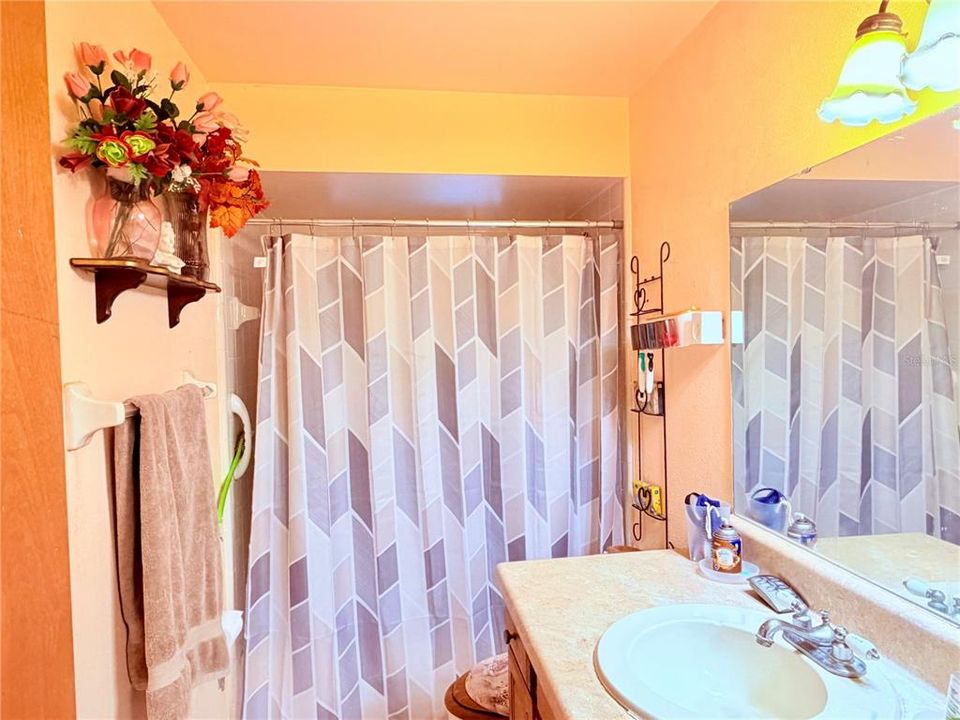 En Venta: $257,000 (3 camas, 2 baños, 1658 Pies cuadrados)