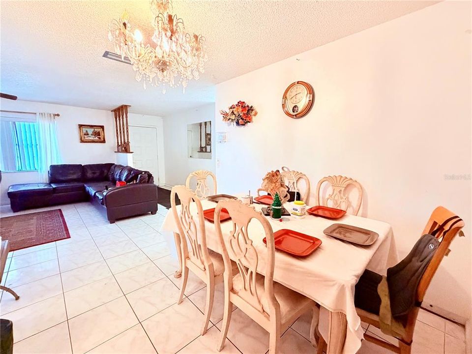 En Venta: $257,000 (3 camas, 2 baños, 1658 Pies cuadrados)