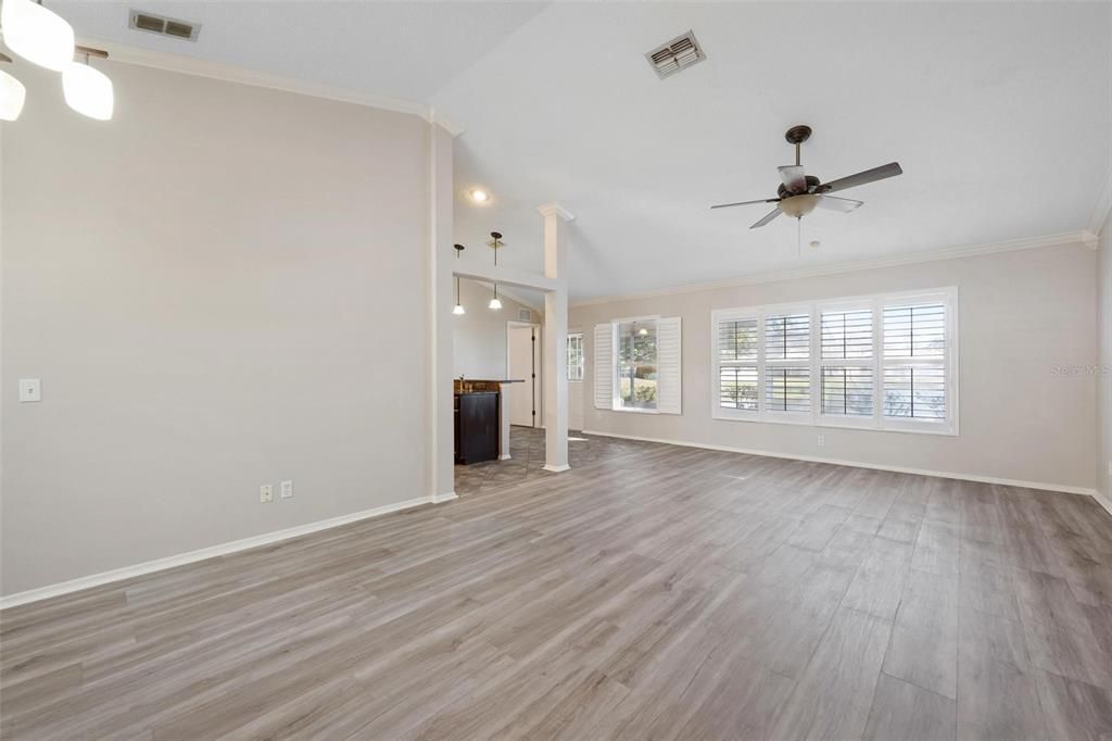 В аренду: $2,500 (3 спален, 2 ванн, 1376 Квадратных фут)