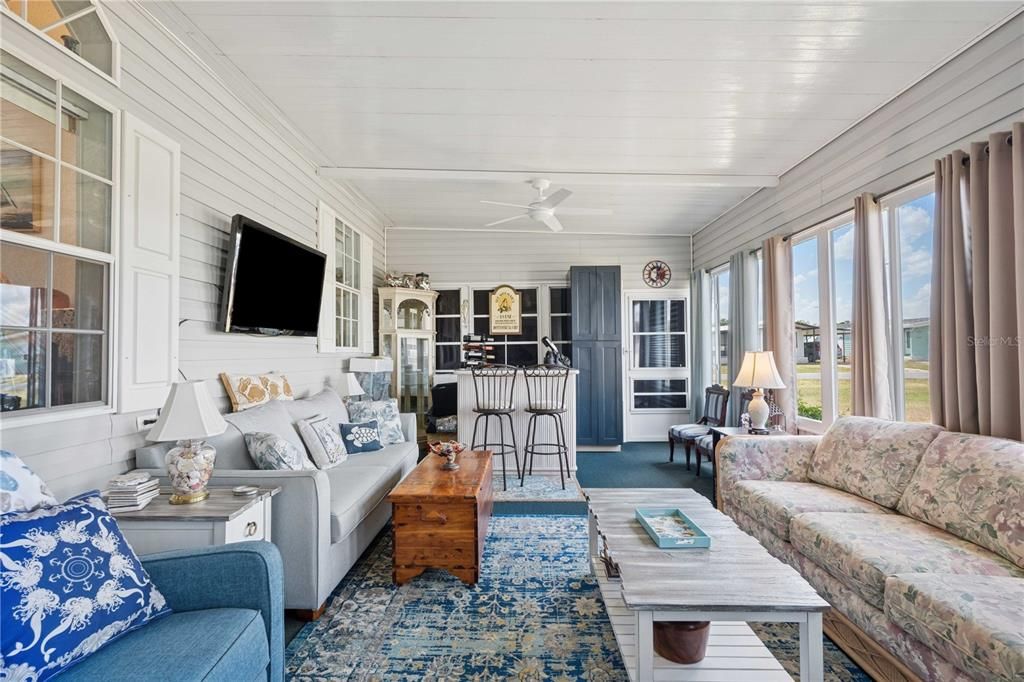 待售: $293,000 (3 贝兹, 2 浴室, 2050 平方英尺)