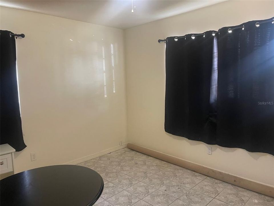 For Sale: $325,000 (4 beds, 2 baths, 1452 Square Feet)