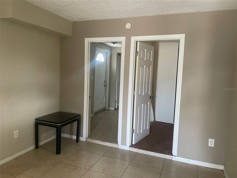 For Sale: $325,000 (4 beds, 2 baths, 1452 Square Feet)