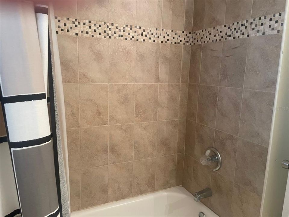 For Sale: $325,000 (4 beds, 2 baths, 1452 Square Feet)