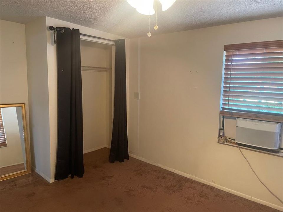 For Sale: $325,000 (4 beds, 2 baths, 1452 Square Feet)