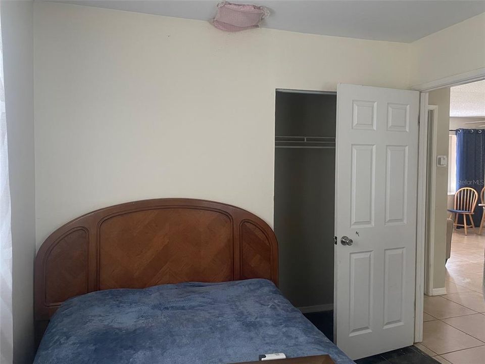 For Sale: $325,000 (4 beds, 2 baths, 1452 Square Feet)