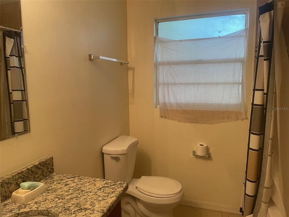 For Sale: $325,000 (4 beds, 2 baths, 1452 Square Feet)