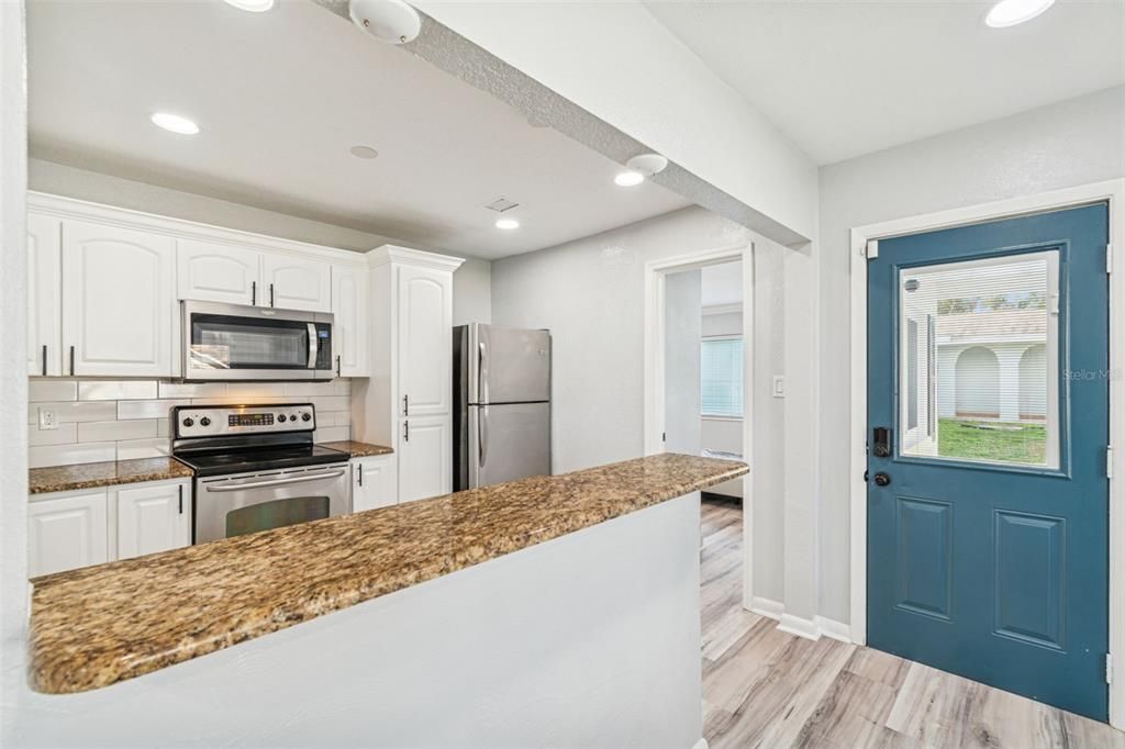 En Venta: $489,900 (4 camas, 2 baños, 1404 Pies cuadrados)