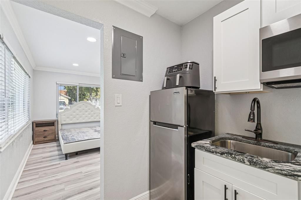 En Venta: $489,900 (4 camas, 2 baños, 1404 Pies cuadrados)