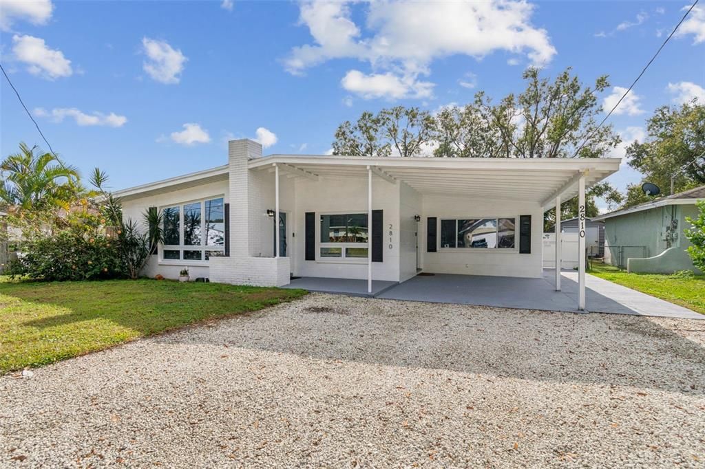 En Venta: $489,900 (4 camas, 2 baños, 1404 Pies cuadrados)