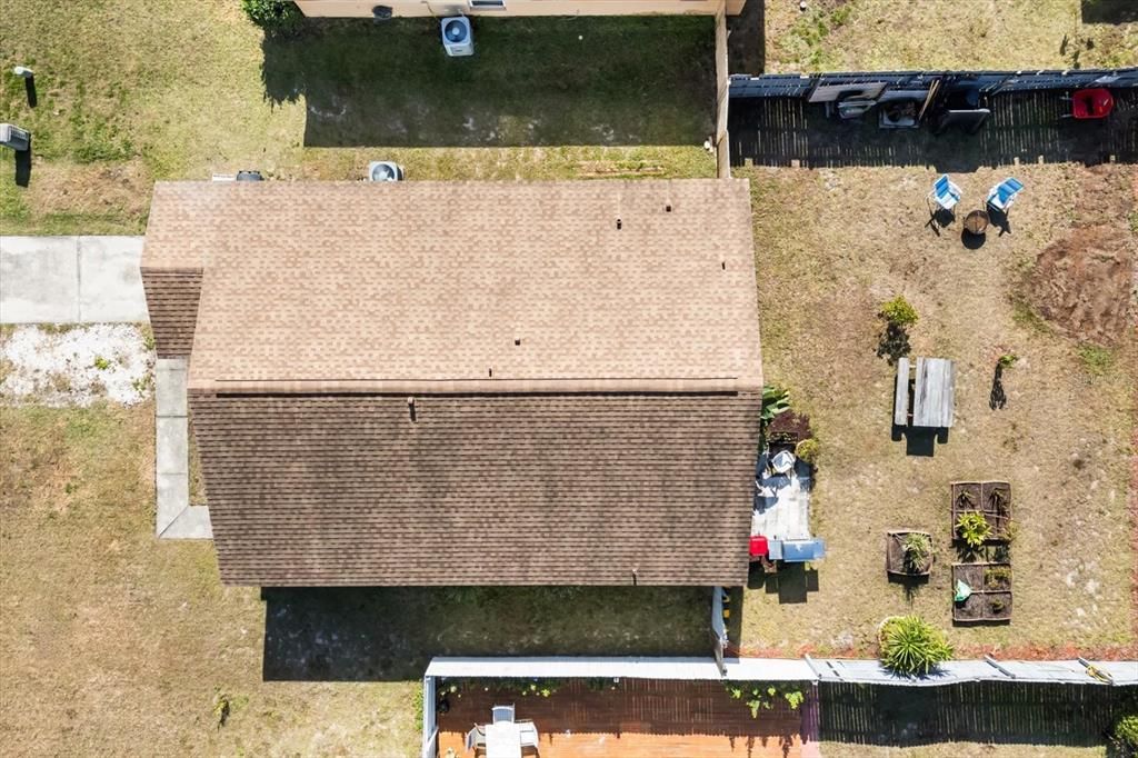 For Sale: $305,000 (3 beds, 2 baths, 1056 Square Feet)