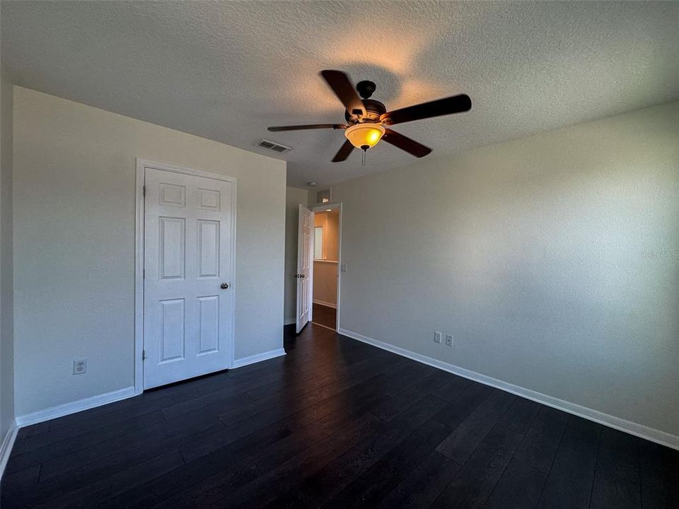 出租: $2,950 (3 贝兹, 2 浴室, 2516 平方英尺)