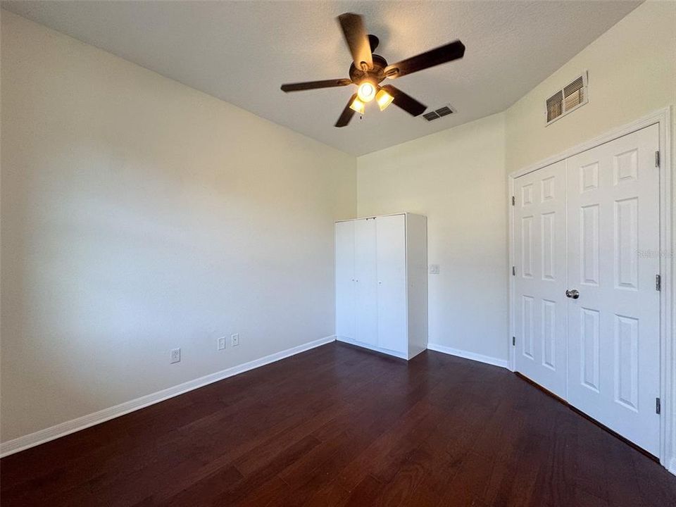 出租: $2,950 (3 贝兹, 2 浴室, 2516 平方英尺)