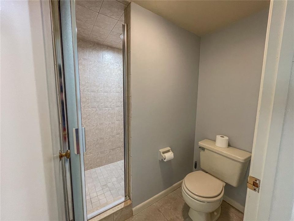 На продажу: $194,000 (2 спален, 2 ванн, 1097 Квадратных фут)