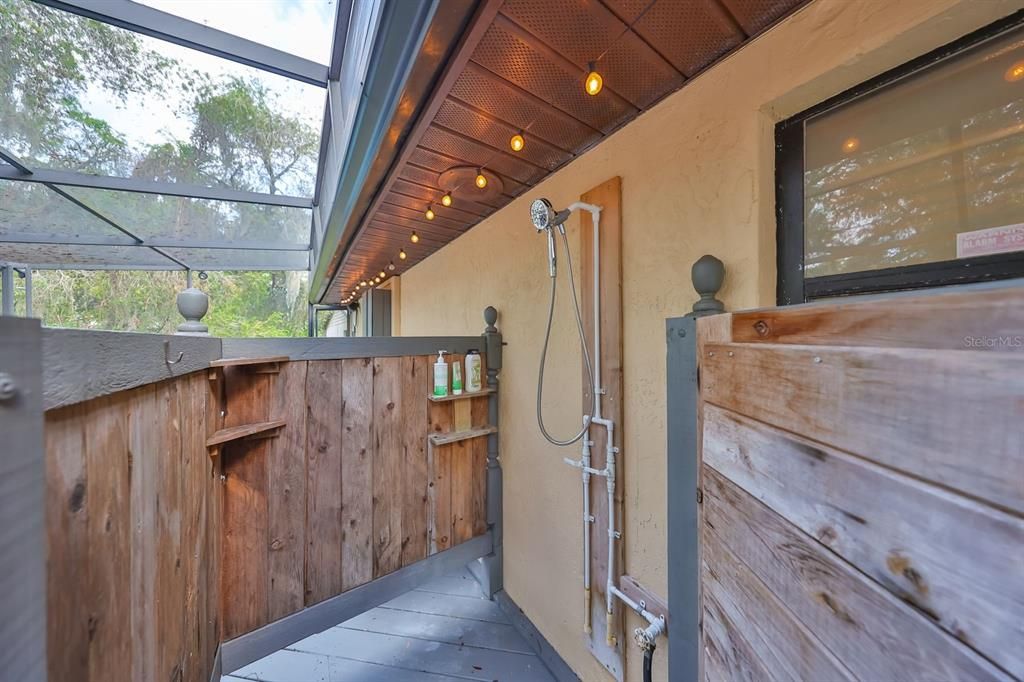 For Rent: $3,999 (4 beds, 3 baths, 2867 Square Feet)