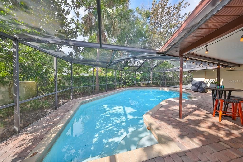 For Rent: $3,999 (4 beds, 3 baths, 2867 Square Feet)