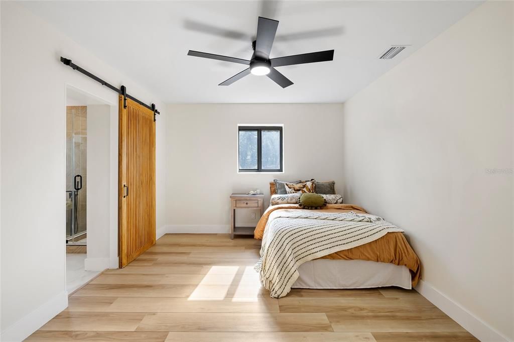 For Sale: $569,000 (3 beds, 2 baths, 1540 Square Feet)