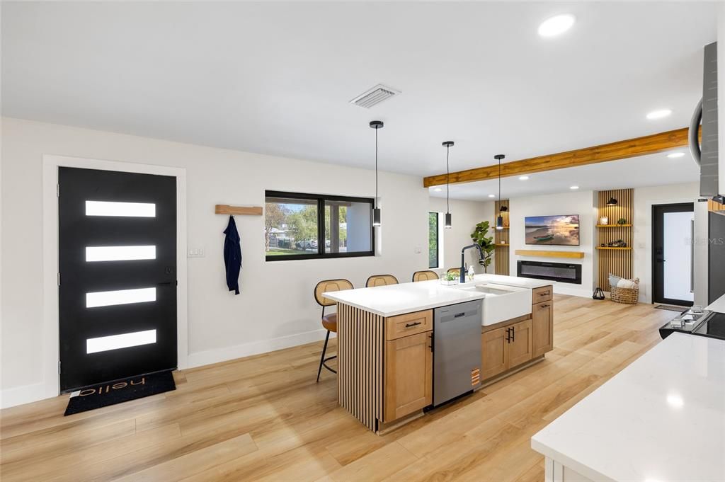 For Sale: $569,000 (3 beds, 2 baths, 1540 Square Feet)