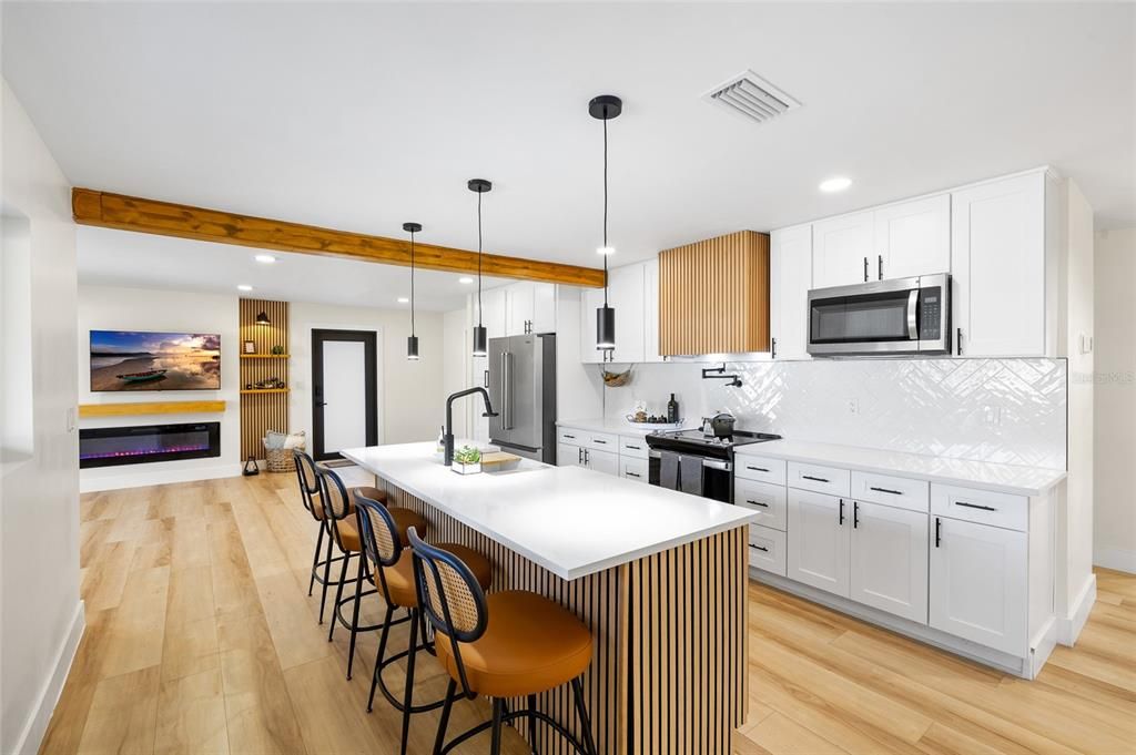 For Sale: $569,000 (3 beds, 2 baths, 1540 Square Feet)