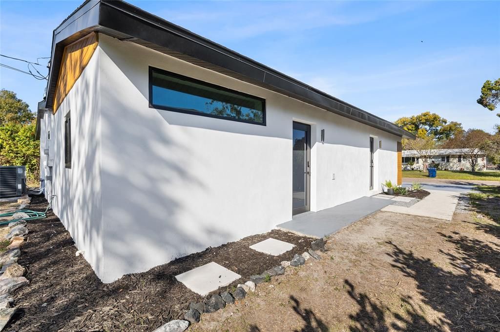 For Sale: $569,000 (3 beds, 2 baths, 1540 Square Feet)