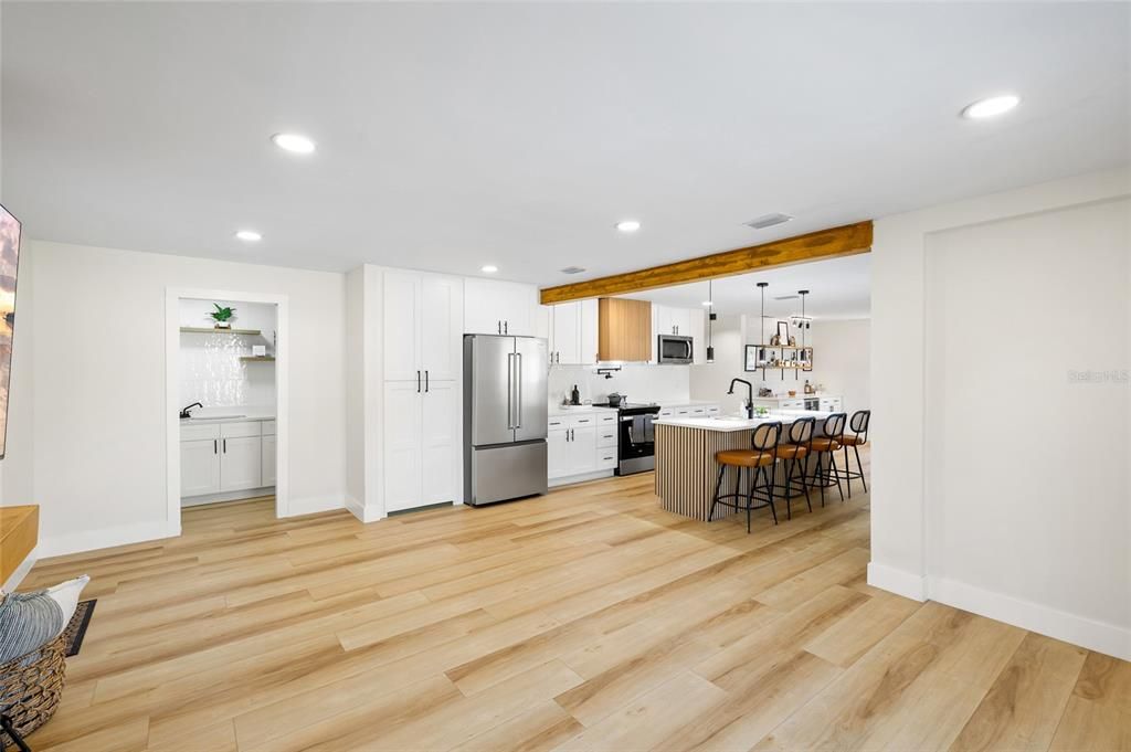 For Sale: $569,000 (3 beds, 2 baths, 1540 Square Feet)