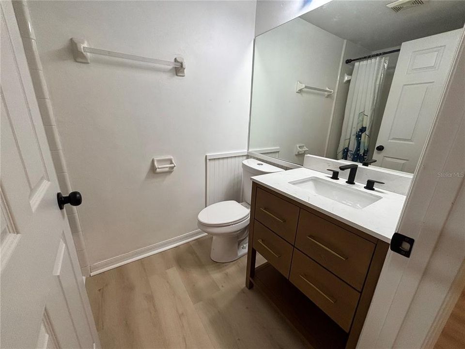 En Venta: $239,000 (2 camas, 2 baños, 1588 Pies cuadrados)