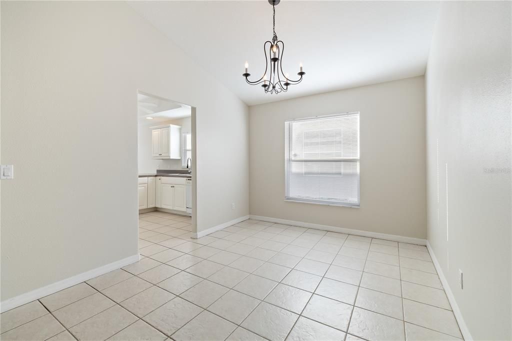 For Sale: $250,000 (3 beds, 2 baths, 1603 Square Feet)