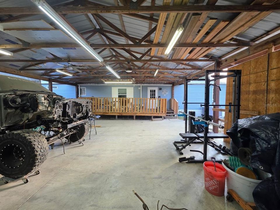 For Sale: $129,000 (2 beds, 2 baths, 924 Square Feet)