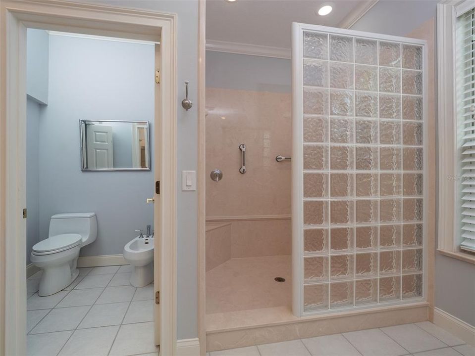 En Venta: $2,200,000 (3 camas, 2 baños, 3195 Pies cuadrados)