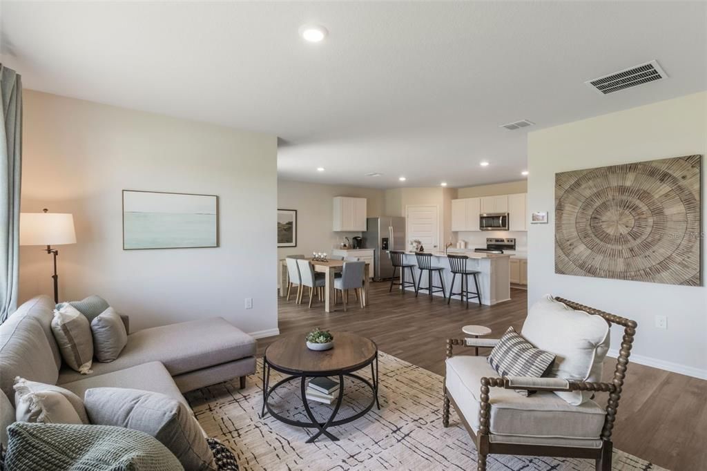 For Sale: $328,990 (4 beds, 2 baths, 1828 Square Feet)