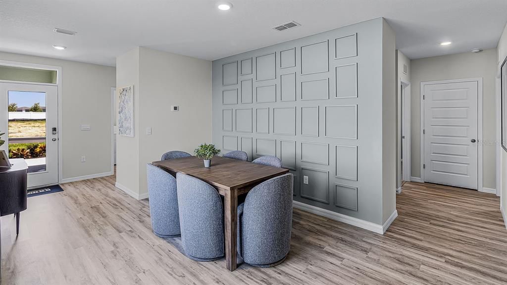 For Sale: $278,990 (3 beds, 2 baths, 1504 Square Feet)